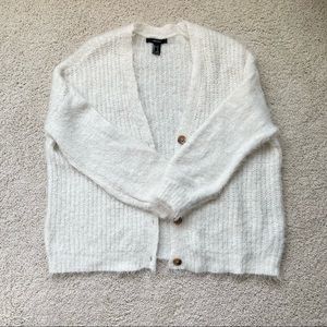 🛍White Fuzzy Sweater